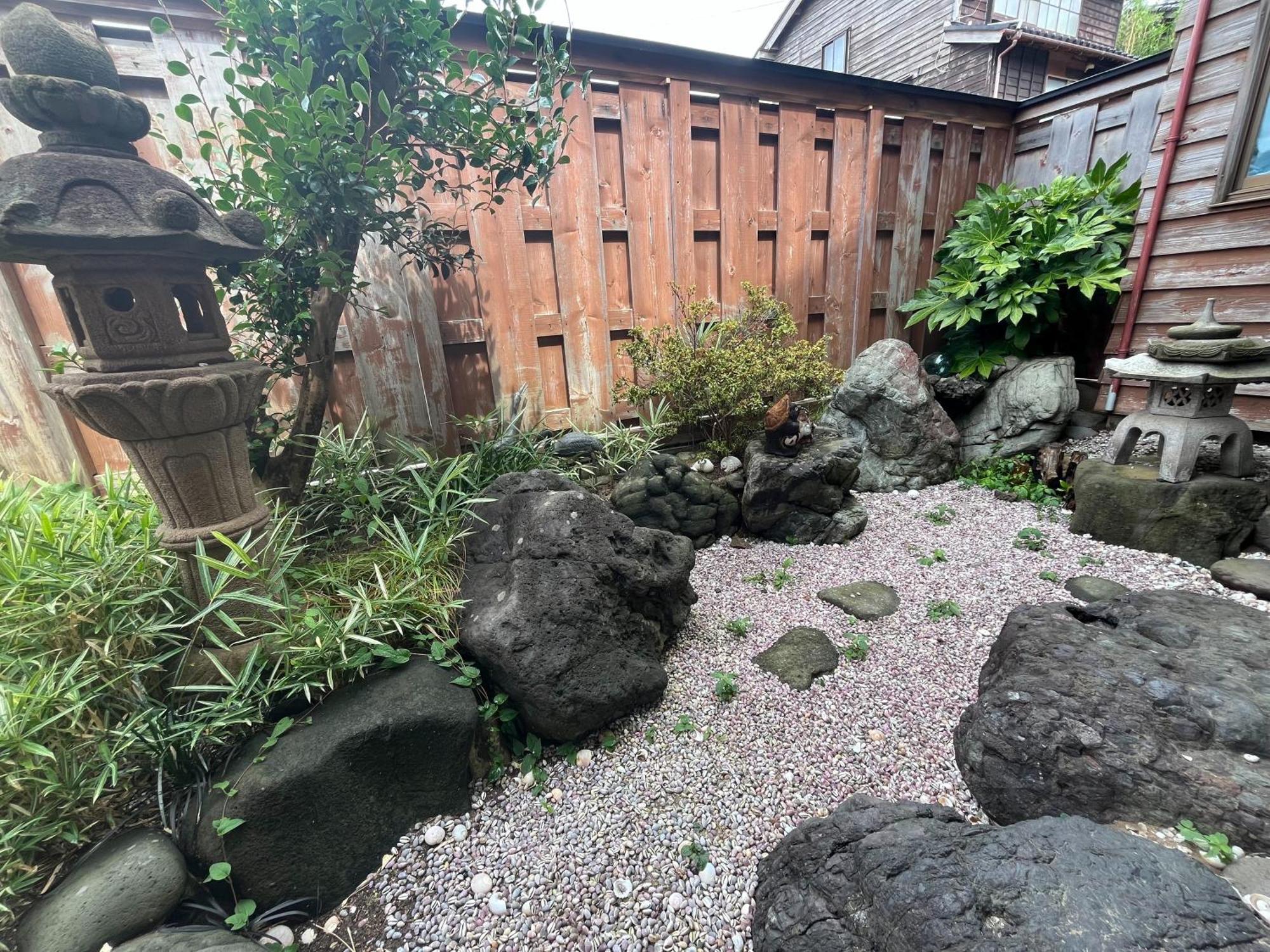 ゲストハウス黒島 Anamizu Luaran gambar